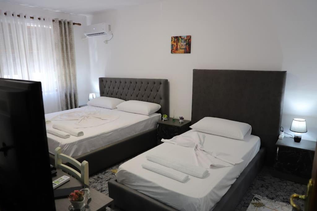 Blei & Dei Apartment Berat Esterno foto